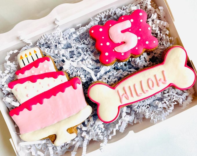 Personalized Dog Birthday Cookie Set | Peanut Butter Flavor