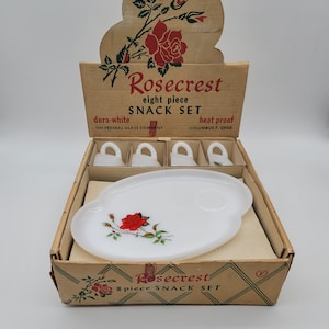 Vintage Federal Glass Rosecrest Snack Tray Tea Cup Set