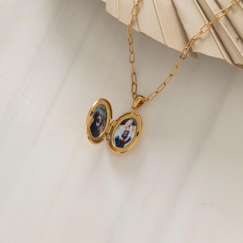 Birth Flower Picture Locket – Personalized Photo Pendant, Custom Birth Month Floral Keepsake Jewelry image 4