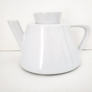 Stor vit IKEA tekanna, "Varme", 6-8-koppar, minimalistisk skandinavisk design, 15199, 1980-tal