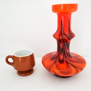 Italiensk glasvas, orange och svart, virvlande, opalin, Florens, Vetreria Barbieri, 1970-talet, 25 cm bild 8