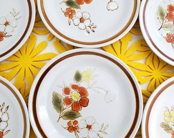 6 x Bread / Side Plates, “Trellis Blossom,” Mountain Wood Collection, Made in Japan, Stoneware, Flowers, 1970s, 6”