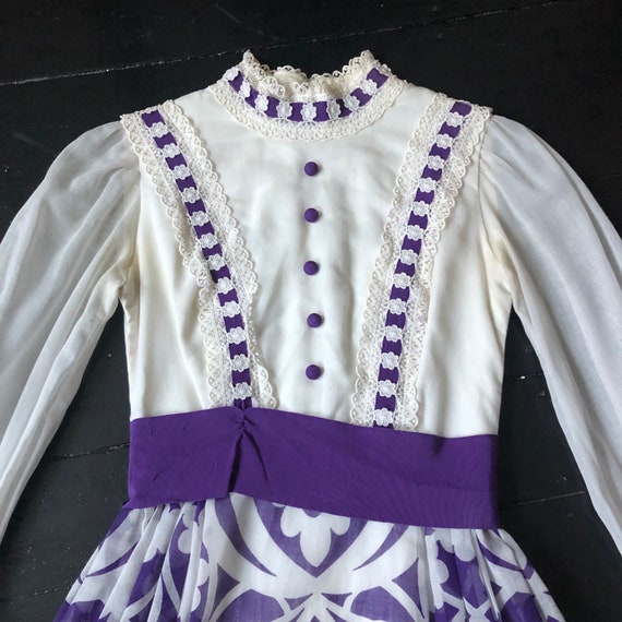 Vintage 60s 70s Purple & White Psychedelic High N… - image 3