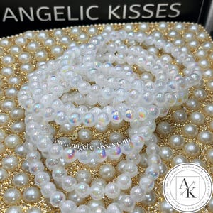Angel Aura Selenite Bracelet | Angelic Jewelry | Handmade Jewelry | 7.5" Stretch | 6mm | 8mm | Pearl Angels | One Bracelet afbeelding 1