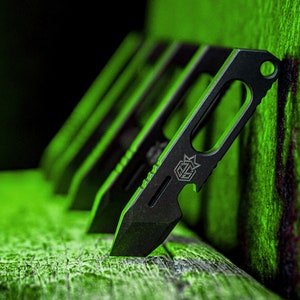 Kronos Titanium Prybar Tool