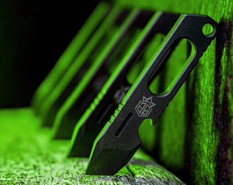 Kronos Titanium Prybar Tool