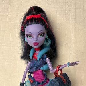 Monster High Doll Jane Boolittle, authentic Mattel Collectible dolls, Limited-Edition, Monster High clothes and accessories, One of a Kind