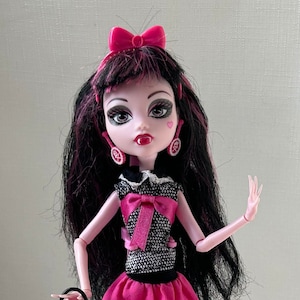 Monster High Doll Draculaura Picture Day, original Mattel collectible doll, Monster High clothes and accessories, original dolls, OOAK