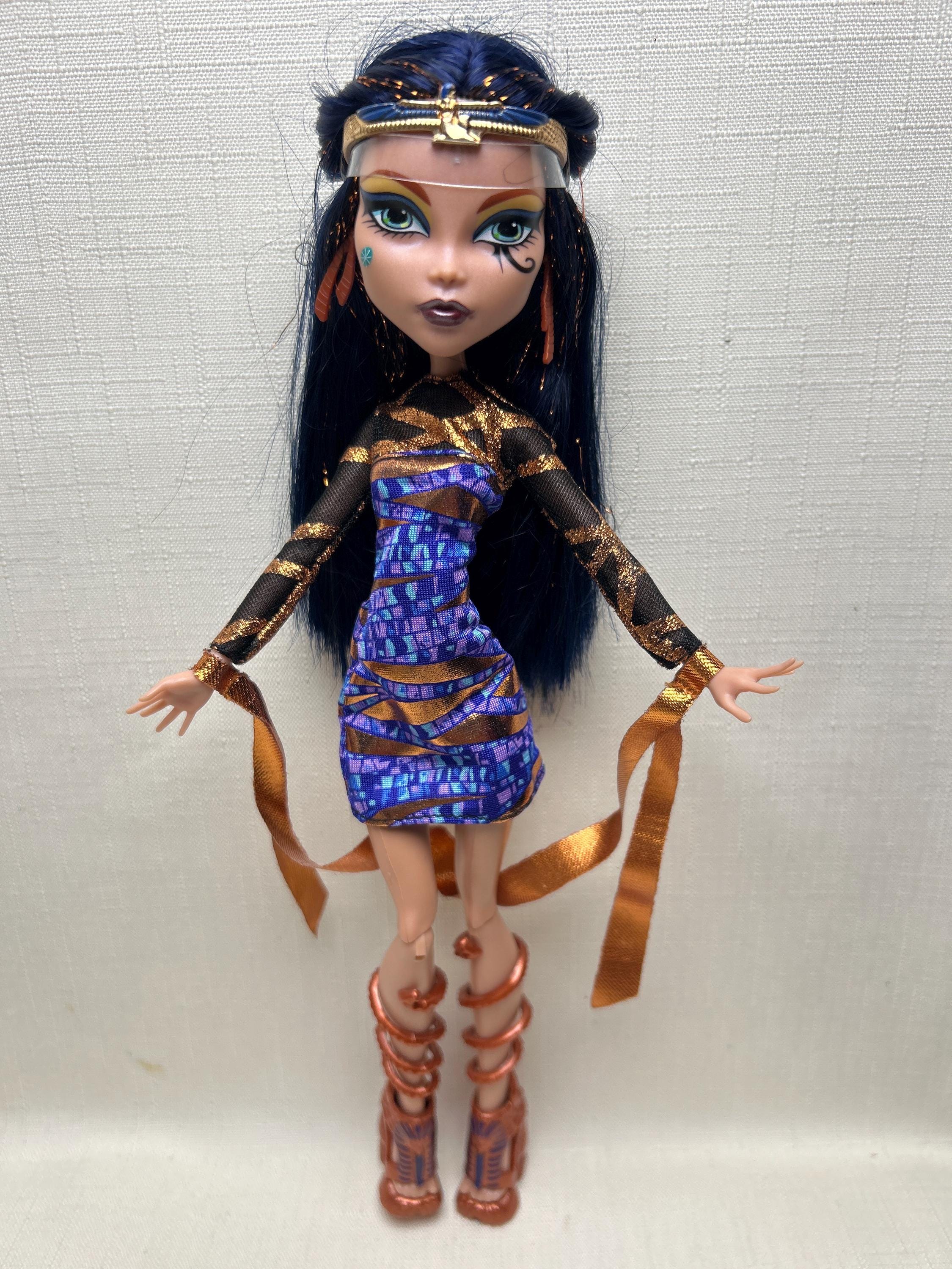 Pre-owned Monster High Doll Cleo De Nile Boo York. Authentic  Monster High Cleo de Nile Boo York Doll w/Original Outfit & Shoes 2008. EUC main image 0