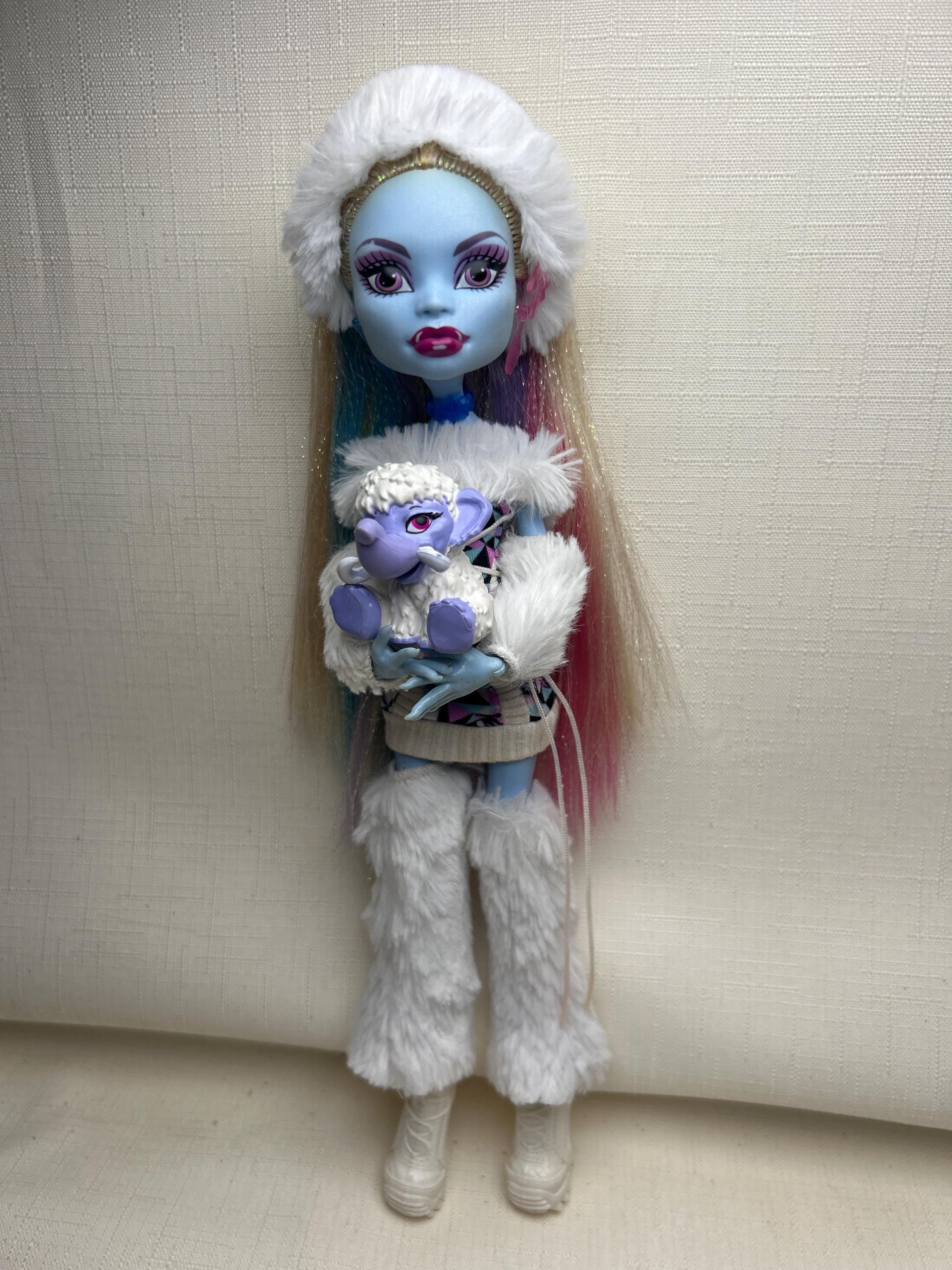 Monster High Doll Abbey Signature First Wave - Limited Edition