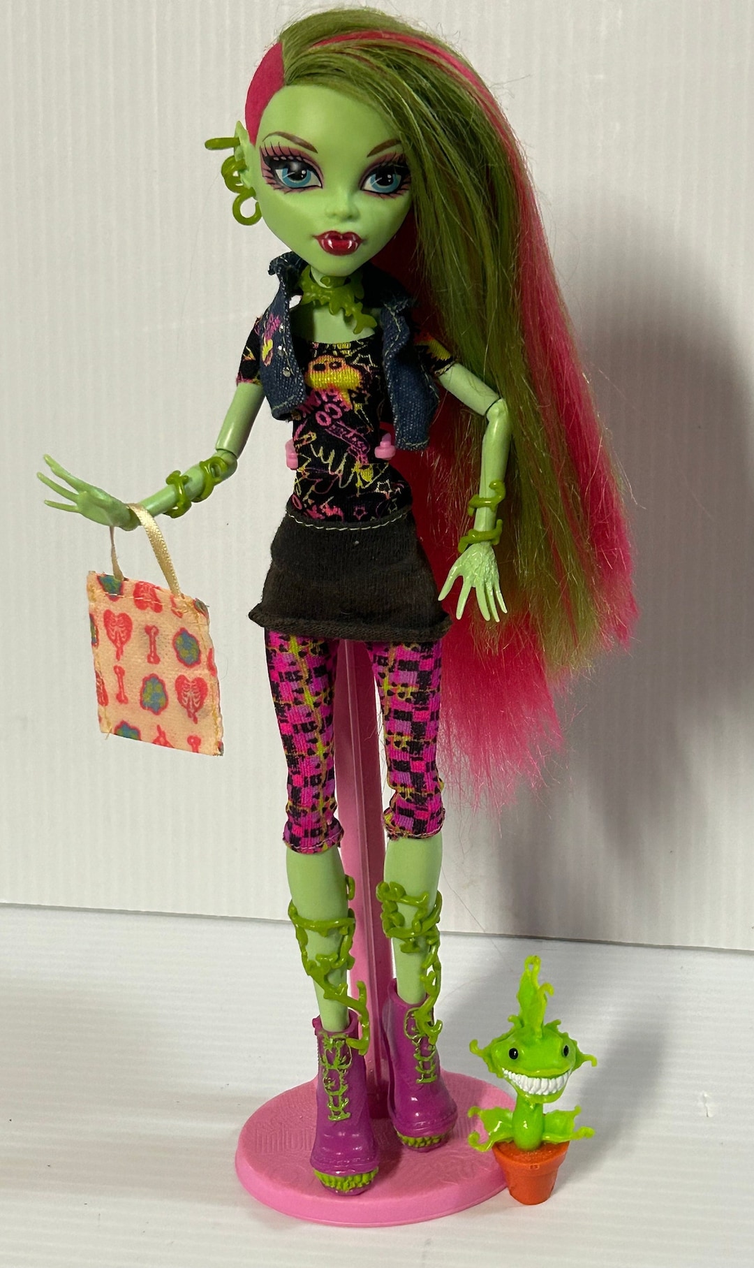 Monster High Doll Venus Mcflytrap COMPLETE, Original Mattel Collectible Doll, Monster High