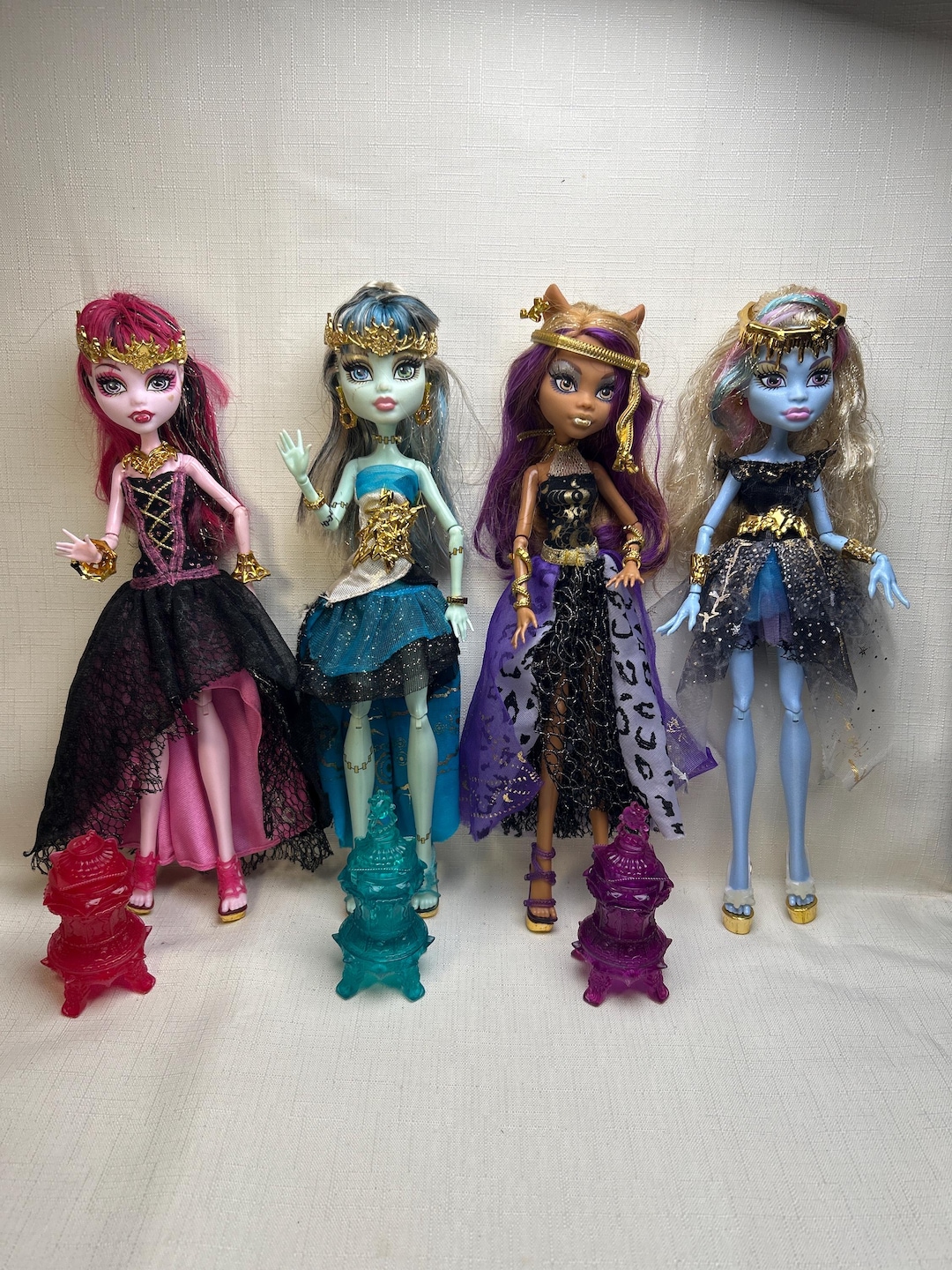 Clawdeen Wolf Draculaura 13 Wishes Monster High Characters