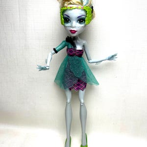 Lagoona Blue 13 Wishes Accessories, Authentic Mattel Monster High Clothes and Accessories, Limited Edition, Collectible Monster High Dolls
