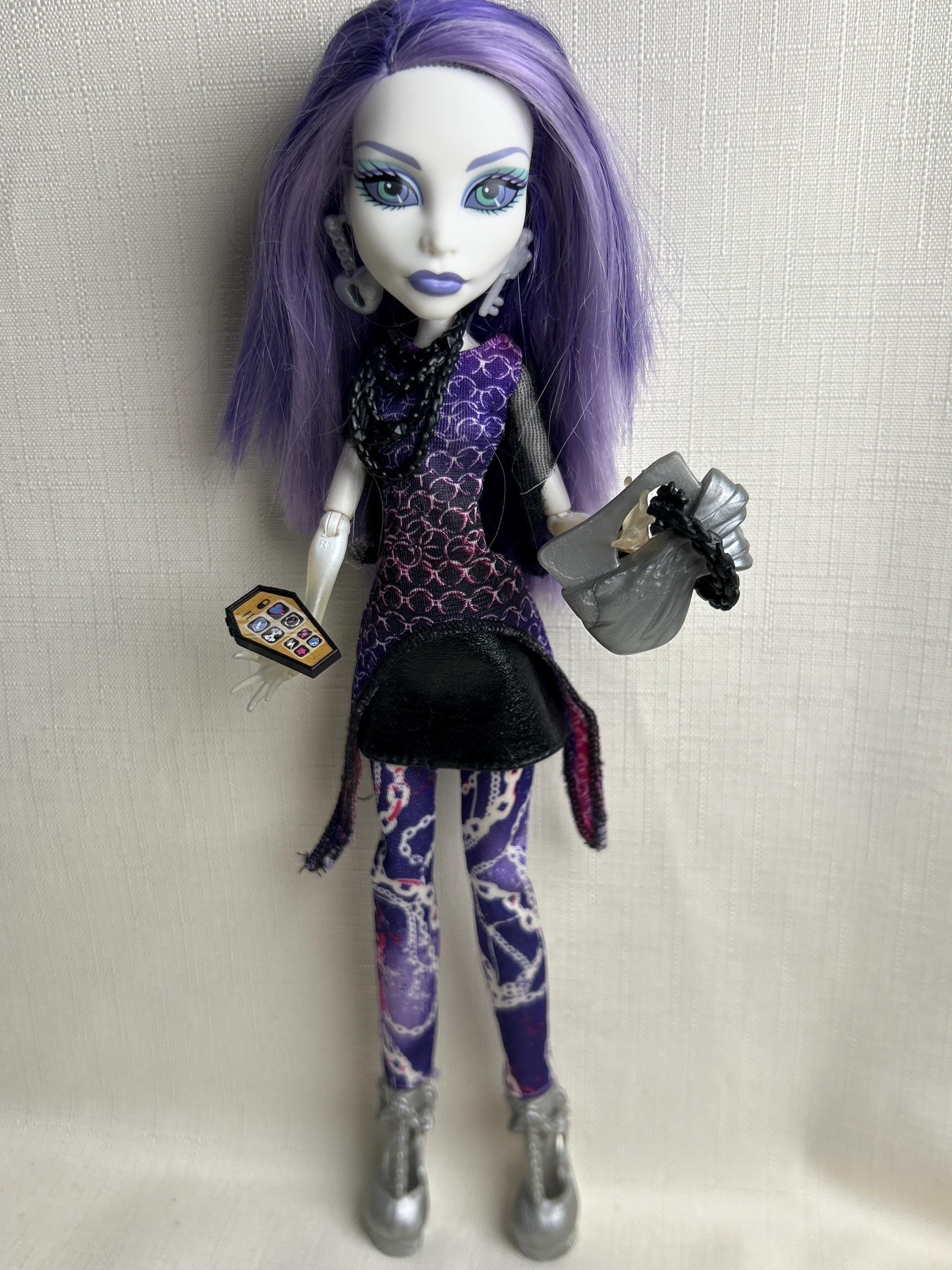 MONSTER HIGH spectra vondergeist POLTERGHOUL nouvelle serie 2013 POWER GHOULS super heros super heroine Monster High Ghouls Alive SPECTRA VONDERGEIST Doll