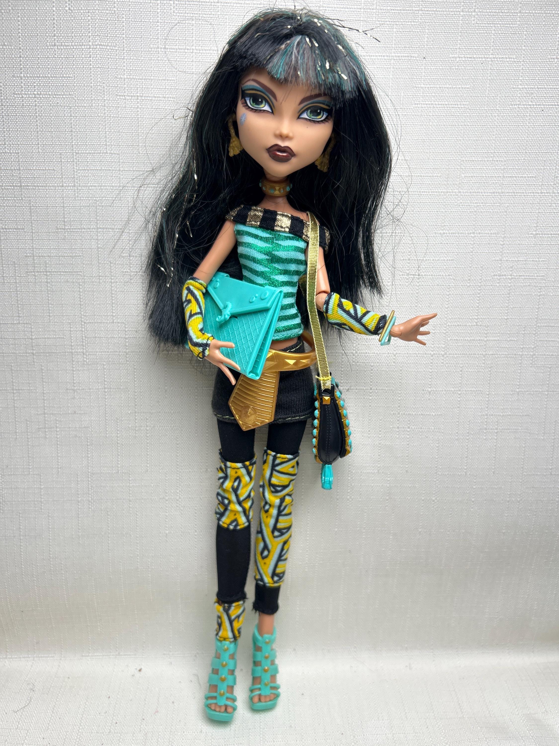 Monster High Cleo De Nile Collectible: Must-Have Iconic Doll!