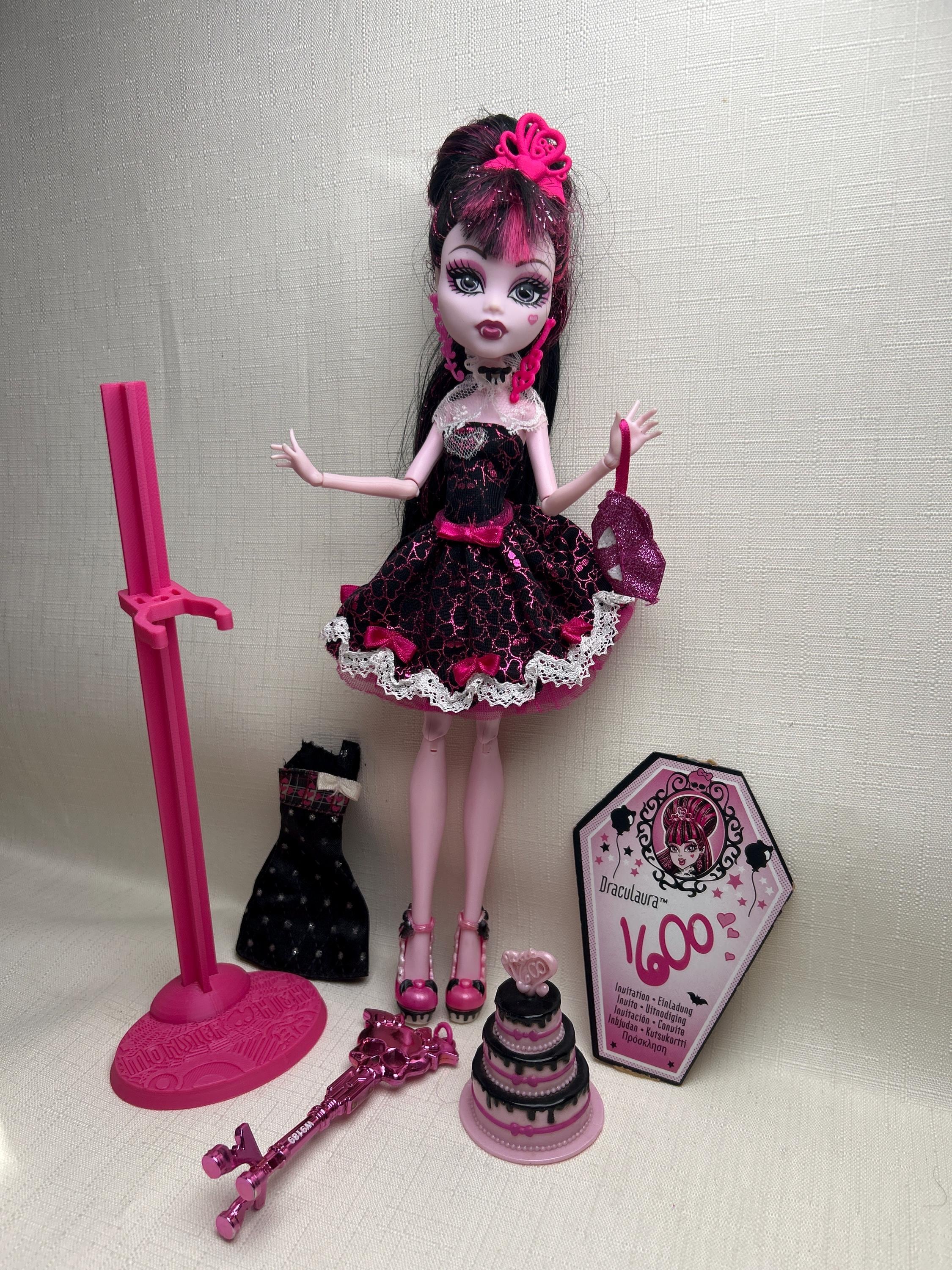 モンスターハイ ドラキュローラ Sweet 1600 ドール マテル社 Monster High Doll Draculaura Sweet 1600 Authentic Mattel