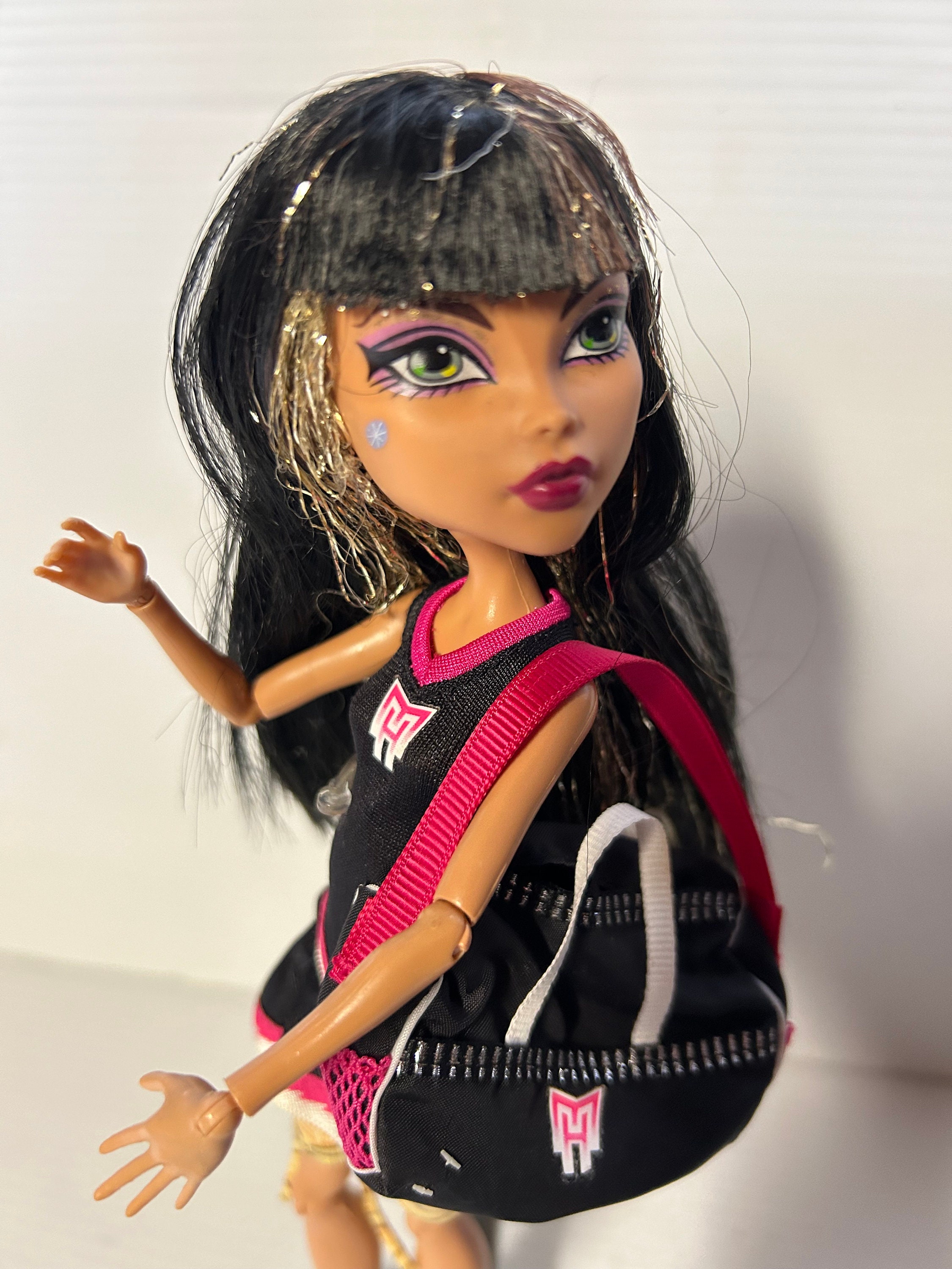 Monster High Doll Cleo De Nile Cheerleader 