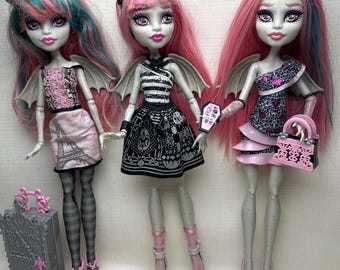 Monster High Doll Rochelle Goyle, authentic Mattel collectible dolls, Monster High clothes and accessories, limited edition, Monster High MH