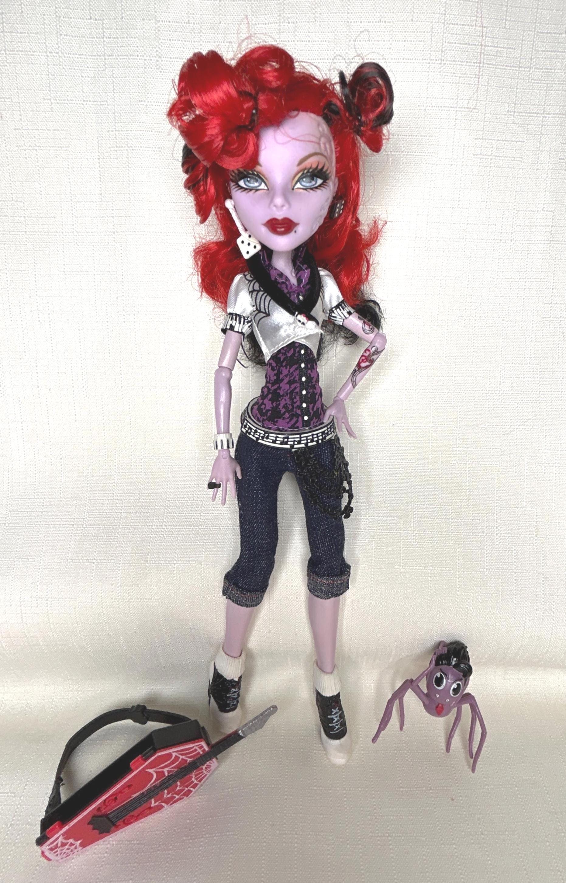 Monster High Operetta Doll: Signature First Wave, Complete with
