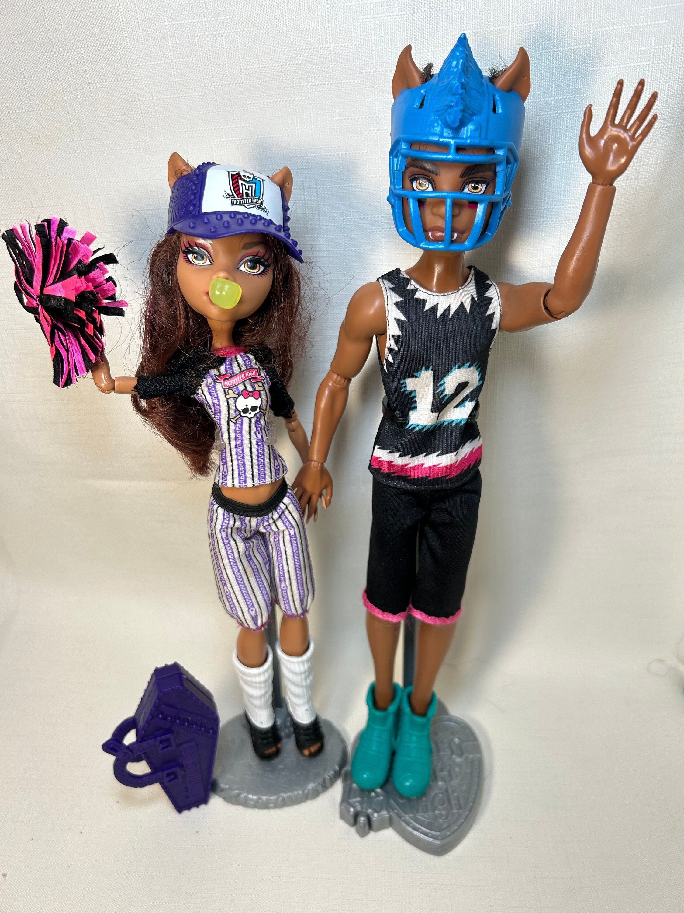 Clawdeen monster high doll sales