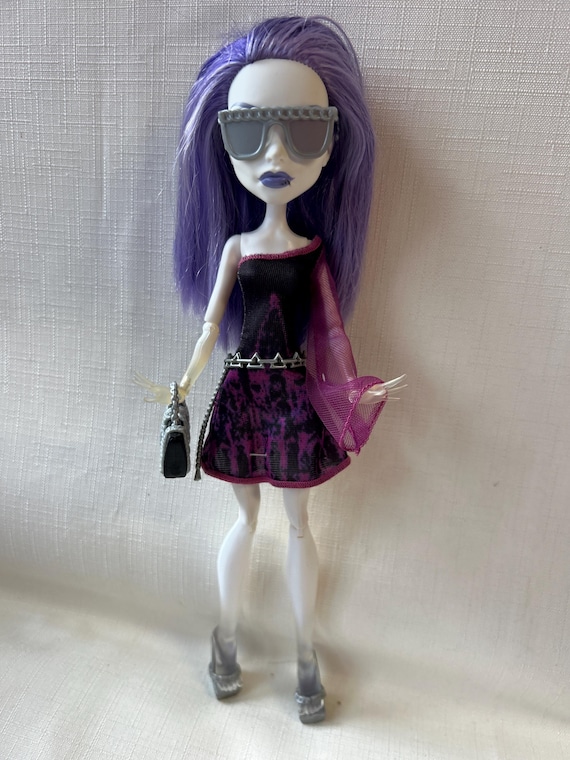 Pre-owned Monster High Ghoul Spirit Spectra Vondergeist, Authentic