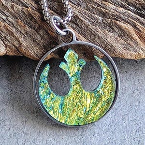 Rebellenallianz Halskette: Geschmolzenes Dichroic Glas Star Wars Schmuck