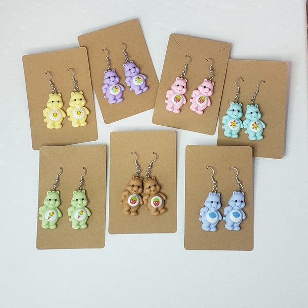 cadeau unique de boucles d'oreilles oursins, faites avec des breloques en résine à dos plat, des boucles d'oreilles pendantes Kawaii, des boucles d'oreilles de couleurs pastel mignonnes