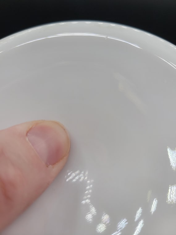 1970年代　ウェストモアランド ミルクガラス花瓶 1970年代 ウェストモアランド ミルクガラス花瓶 - メルカリ