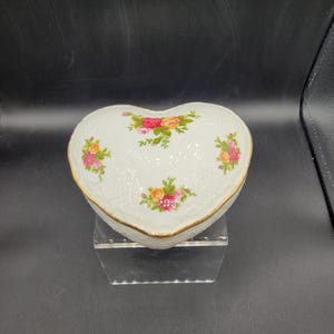 Vintage Royal Albert Old Country Roses Heart Trinket Dish