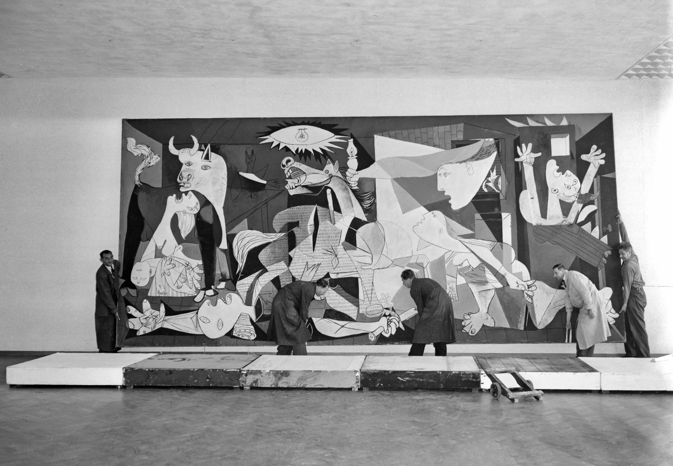 Pablo Picasso Guernica Oil Painting, High-resolution Digital Pablo Picasso Guernica Oil Painting, High-resolution Digital