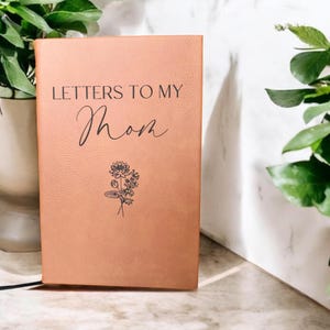 Diario conmemorativo con flores de nacimiento, diario personalizado, regalo de condolencias personalizado, cartas para mi mamá, diario con flores del mes de nacimiento, regalo de recuerdo, pérdida de mamá