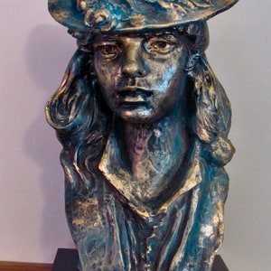 Rare Austin sculptures 1970s bust young girl with roses on her hat by Austin Productions