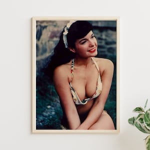 Bettie Page | Beautiful Vintage Photo of Bettie Page in Bikini Bathing Suit | Pin Up Art | Digital Download | Photography Retro Art Print
