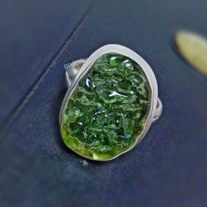 Handmade 925 Sterling Silver Moldavite Ring: Green Gemstone