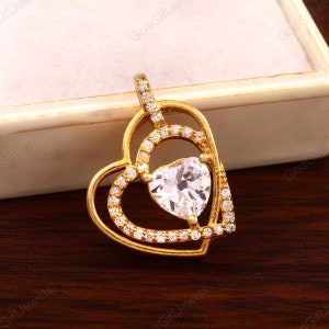 Colgante de moissanita, colgante de moissanita VVS - Obra maestra de joyería personalizada única en forma de corazón, colgante de plata bañada en oro de 14k, regalo de Navidad
