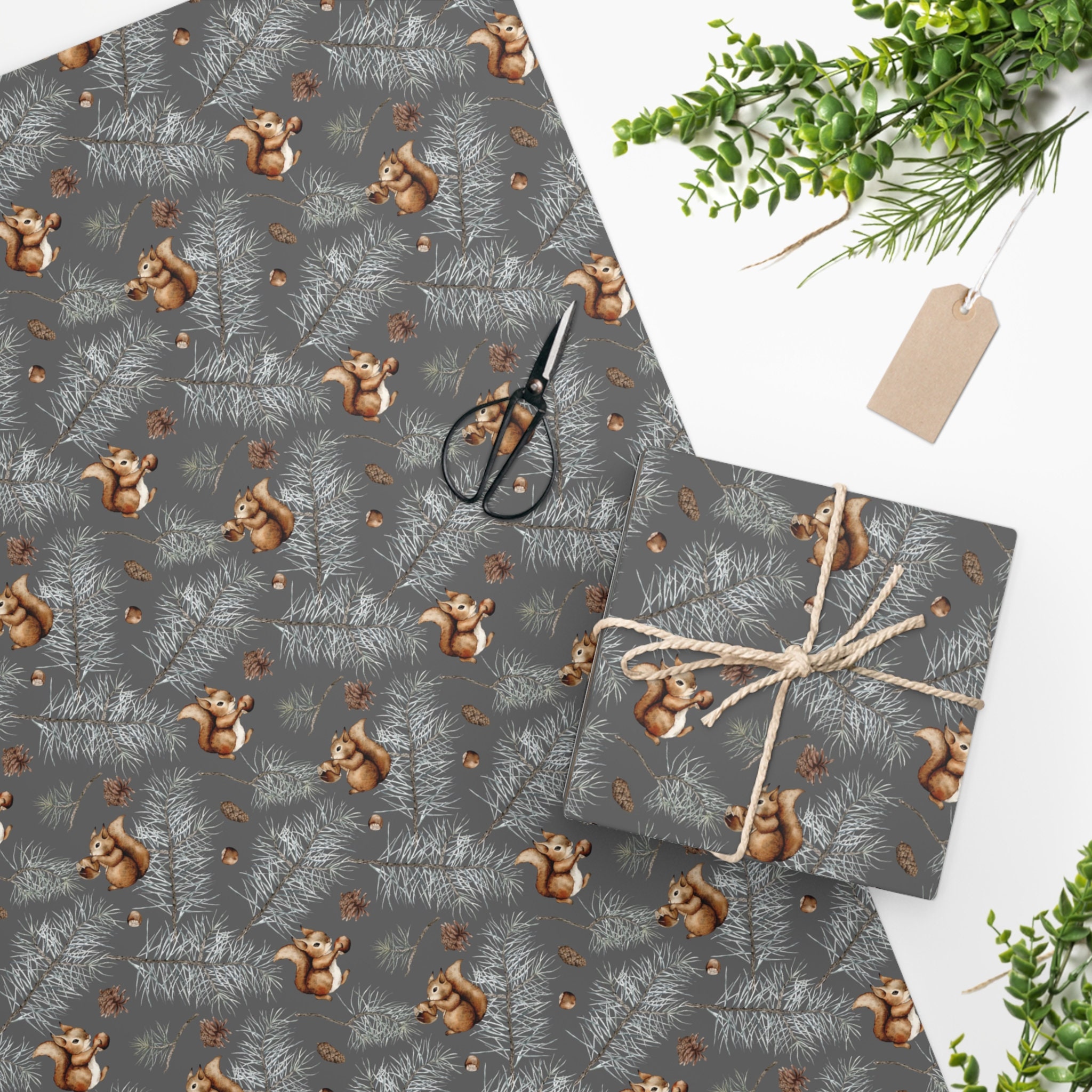 Squirrels Gift Wrap Sheet, 20x29 — Animal Heavy Duty Wrapping