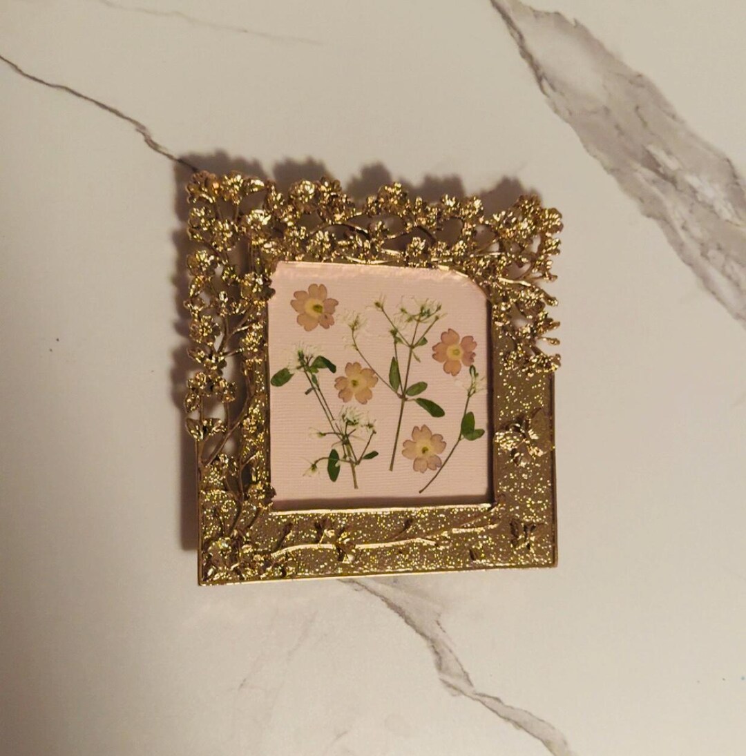 Gold Antique Style Ornate Vintage Frame Pressed Flower Botanical Art in ...