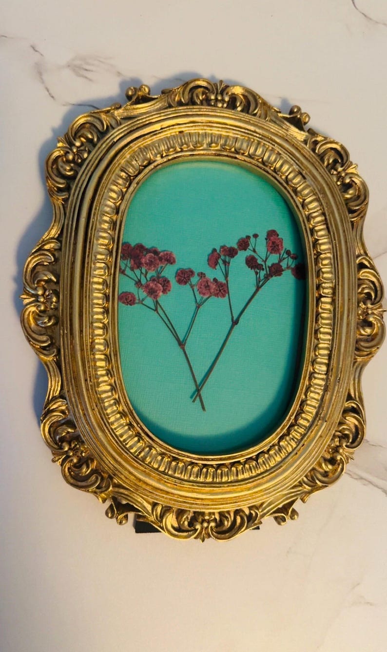 Gold Antique Style Ornate Vintage Frame Pressed Flowers With Multiple ...