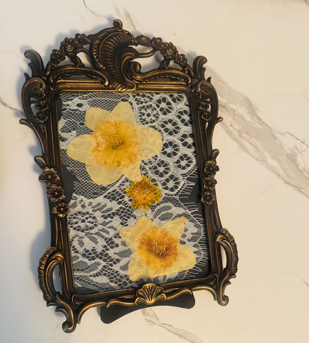 Antique Style Ornate Vintage Frame Pressed Flower Art With Vintage Lace ...