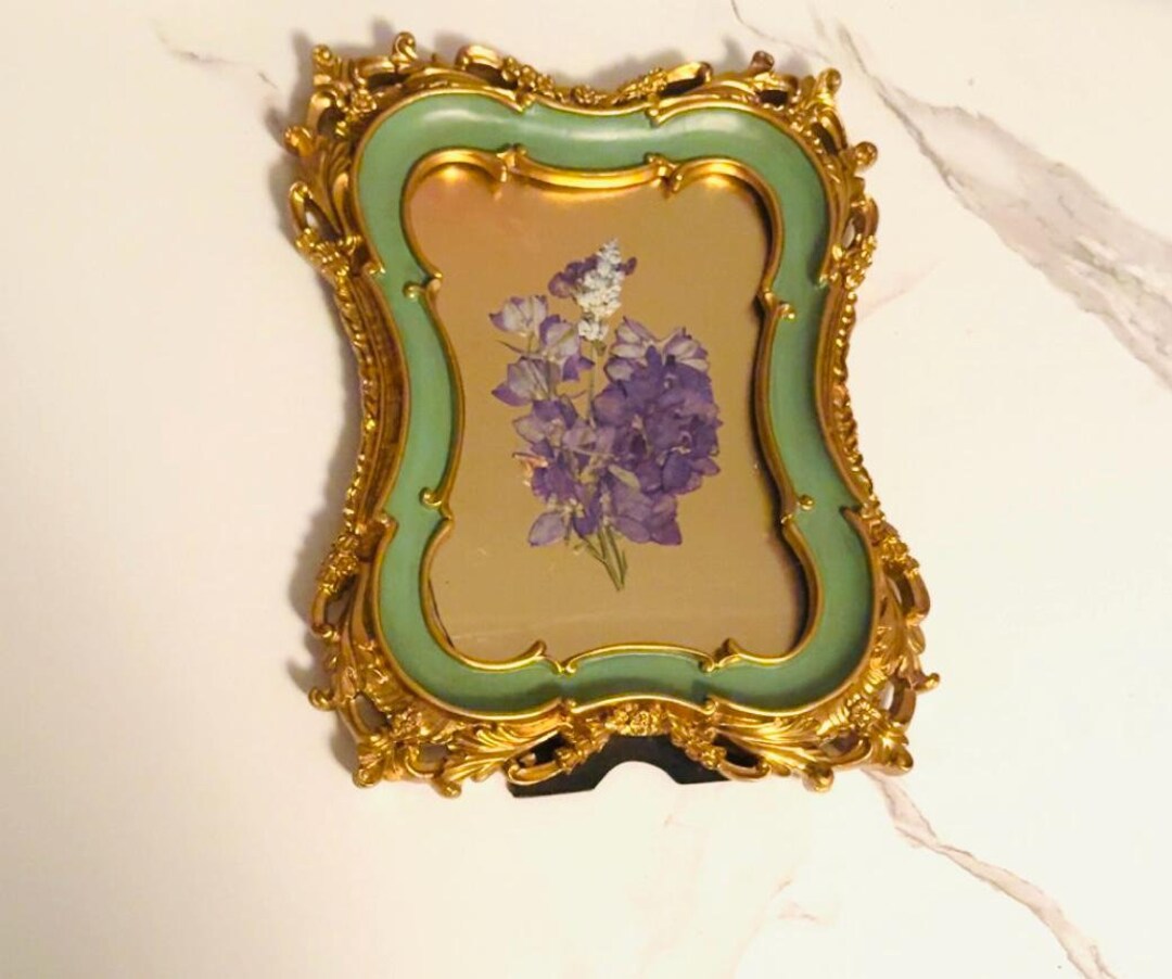 Gold Antique Style Florentine Ornate Vintage Style Frame Pressed ...
