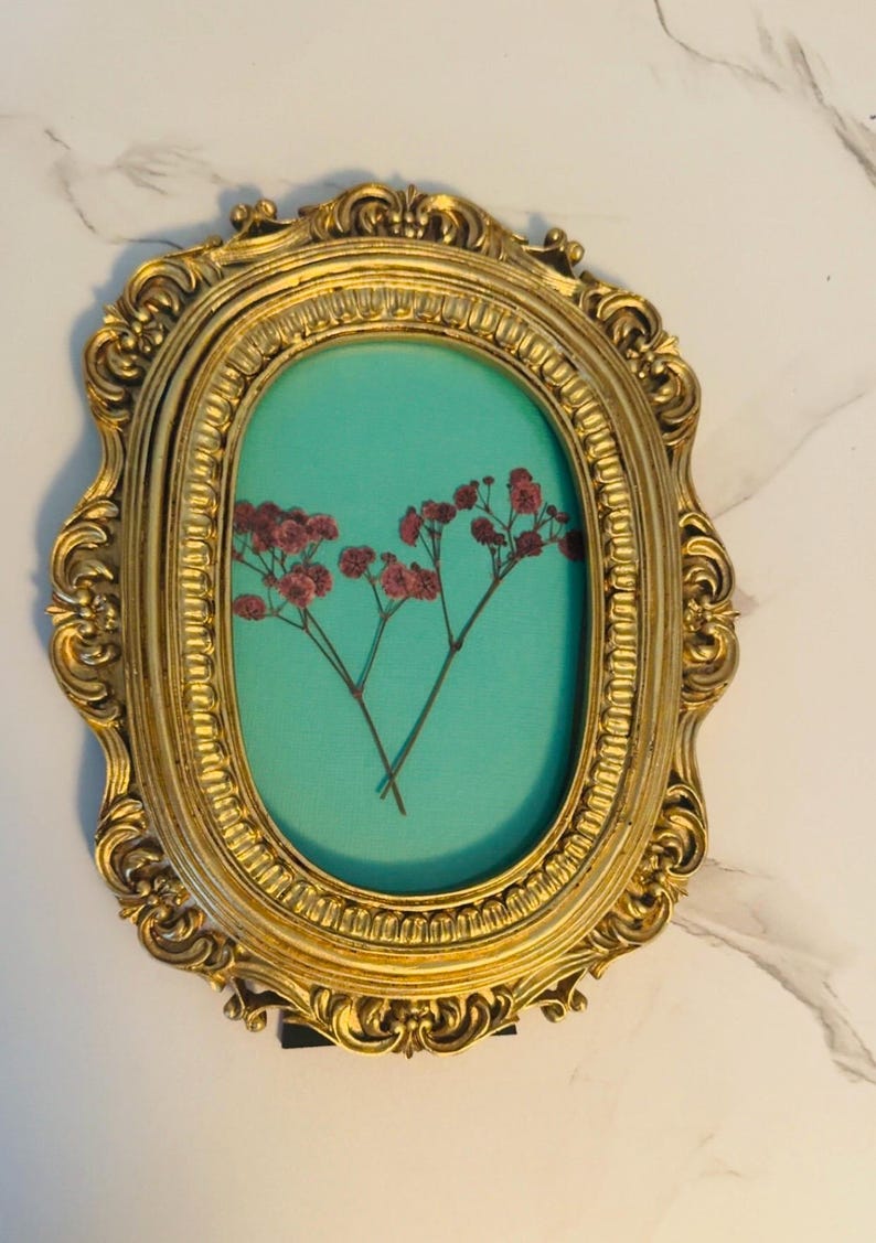 Gold Antique Style Ornate Vintage Frame Pressed Flowers With Multiple ...