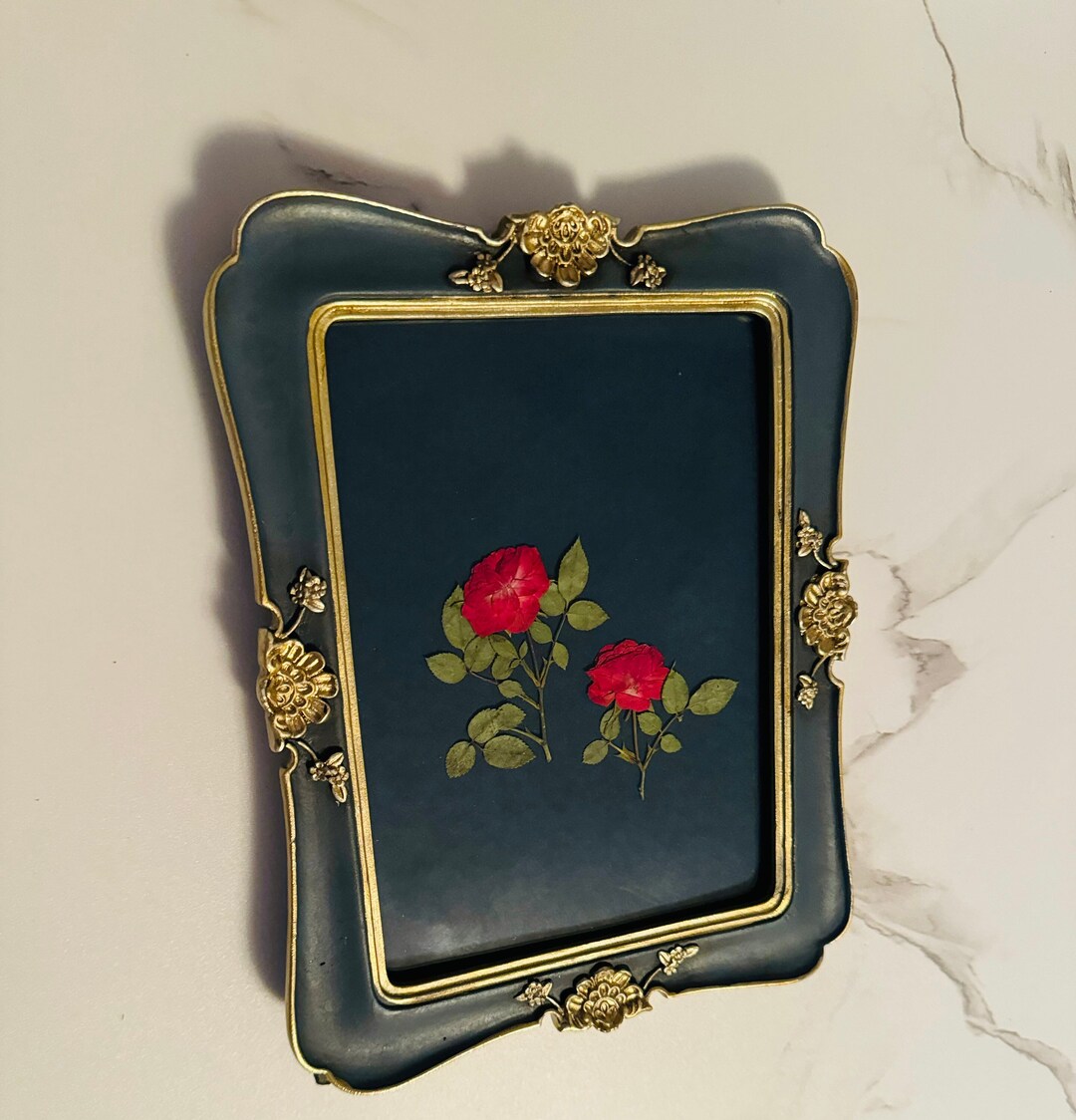 Antique Style Ornate Vintage Frame Pressed Red Rose Arrangement Art in ...