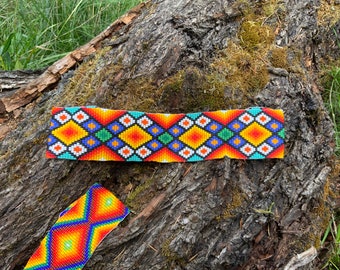 Shamanic headband made of glass beads in various colors ~ Original Away Ayllu Designs ~ Handmade: Embera Chami tribe from Colombia's jungle