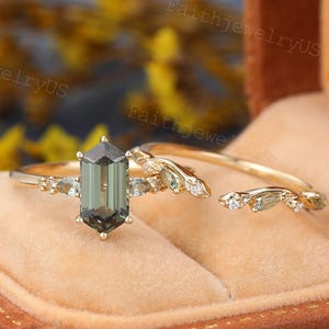 Hexagon cut Green Sapphire Engagement Ring Set Unique Yellow Gold Marquise cut Lab Green Sapphire Bridal Anniversary Ring Set for Women Gift