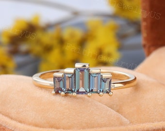 Baguette cut Alexandrite Engagement ring Unique Yellow Gold Promise Wedding ring Art deco marriage Anniversary ring Bridal ring for women