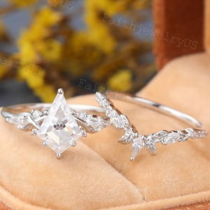 Kite cut Moissanite Engagement ring set Unique White Gold Cluster Kite Diamond Bridal set Promise Diamond Anniversary Ring Set Women Gift