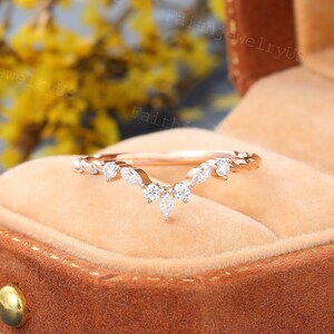 Marquise cut Diamond Curved wedding band Vintage Rose Gold 3/4 eternity twisted ring Delicate wedding band Women Stacking Marriage ring