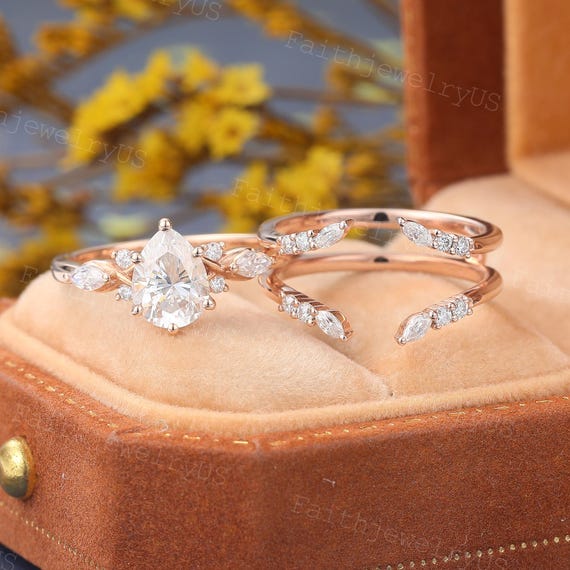 Pear Cut Moissanite Engagement Ring Set Vintage Rose Gold Marquise