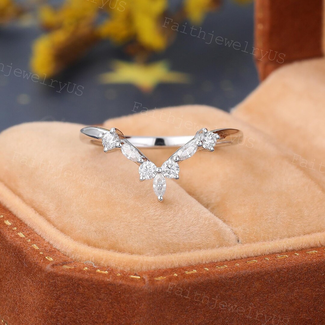 Unique Wedding Bands for Marquise Cut: Elevate Your Engagement Ring