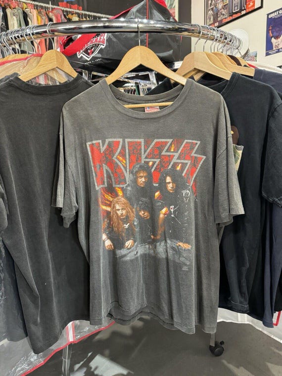 Vintage 80s 90s KISS Revenge Faded Rock Band Promotional T Shirt 